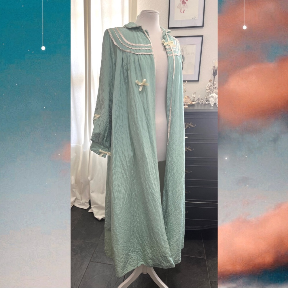 Voux Luxe x Selkie 💗 vintage rework bed jacket satin trench duster coat robe - Picture 4 of 11